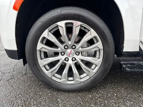 Used 2022 GMC Yukon XL Denali image 26