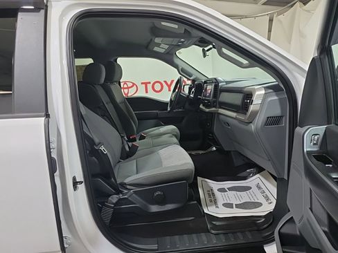 Used 2021 Ford F150 XLT w/ XTR Package image 12