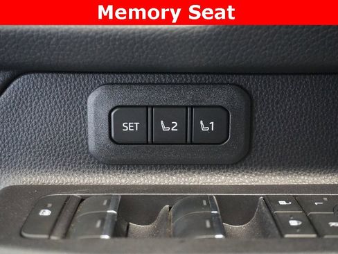 Certified 2024 Toyota Land Cruiser image 7