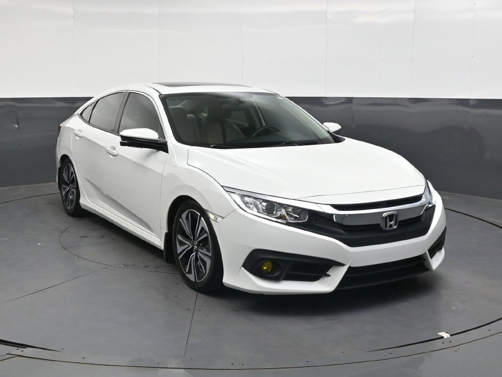 Certified 2018 Honda Civic EX-T image 2