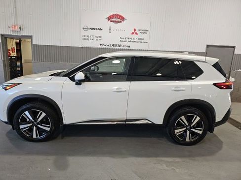 Used 2023 Nissan Rogue Platinum AWD/4WD image 6