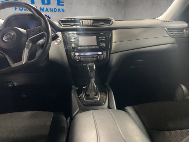 Used 2017 Nissan Rogue SV w/ Midnight Edition Package AWD/4WD image 23
