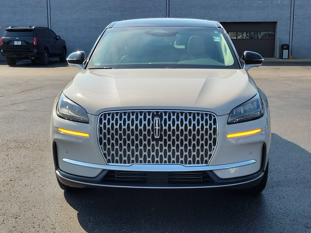Certified 2023 Lincoln Corsair AWD w/ Equipment Group 101A image 2