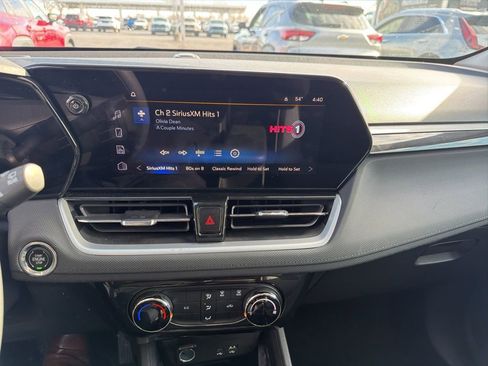 Used 2025 Chevrolet TrailBlazer LT image 10