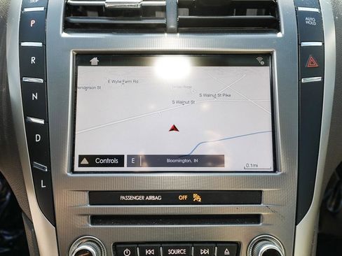 Used 2017 Lincoln MKZ Reserve w/ Climate Package FWD image 17