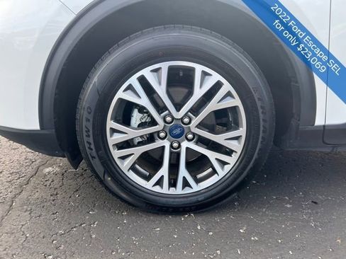 Used 2022 Ford Escape SEL image 21