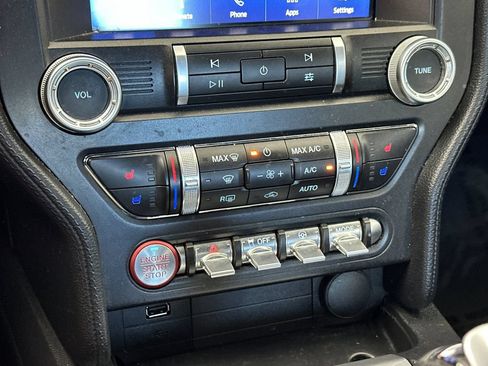 Used 2022 Ford Mustang Premium RWD image 18