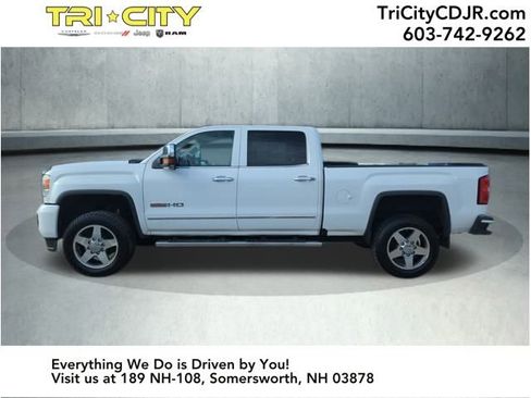 Used 2016 GMC Sierra 2500 SLT w/ Duramax Plus Package image 2