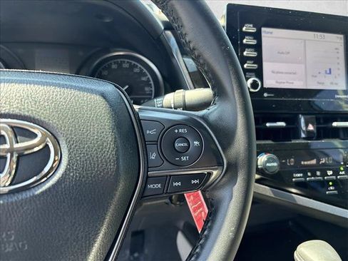 Used 2023 Toyota Camry SE FWD image 19