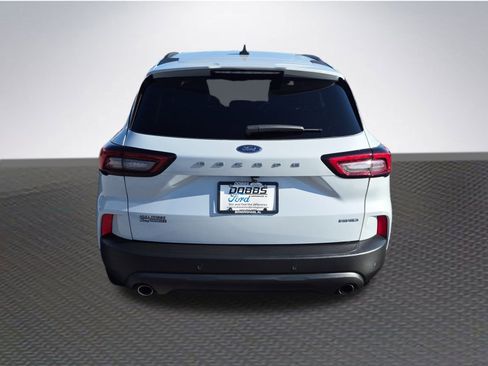 Certified 2025 Ford Escape ST-Line w/ Tech Pack #1 image 6