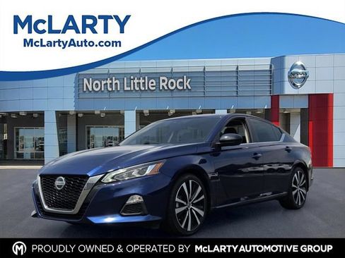 Used 2022 Nissan Altima 2.5 SR FWD image 1