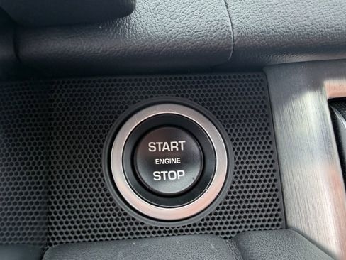 Used 2017 Land Rover Range Rover Supercharged image 37