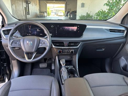 Used 2025 Buick Encore GX Preferred FWD image 33