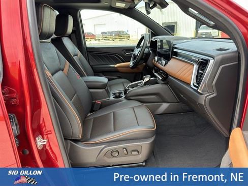 Used 2024 GMC Canyon AT4 w/ AT4 Premium Package AWD/4WD image 15