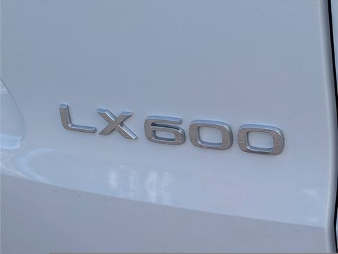 Used 2023 Lexus LX 600 4WD w/ Interior Upgrade Package image 9