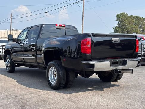 Used 2018 Chevrolet Silverado 3500 LTZ w/ Duramax Plus Package AWD/4WD image 7