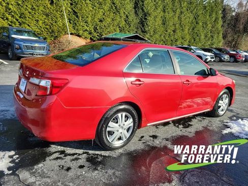 Used 2014 Toyota Camry LE image 7