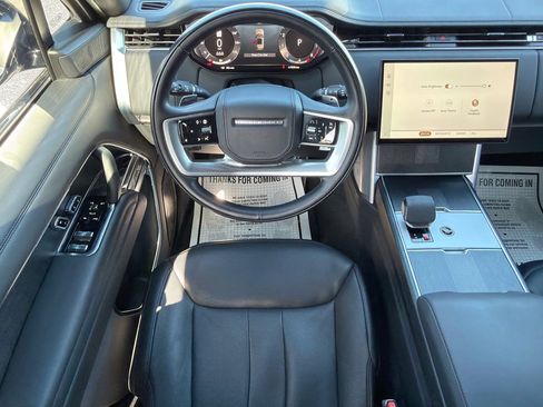 Used 2024 Land Rover Range Rover Autobiography image 17