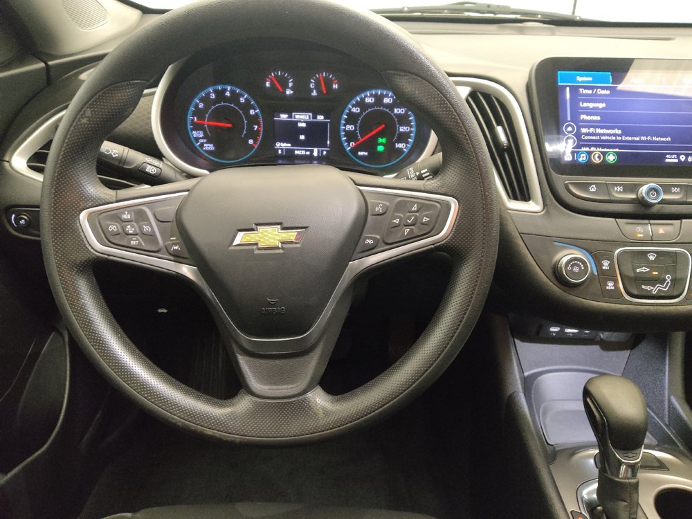 Used 2023 Chevrolet Malibu LS FWD image 22