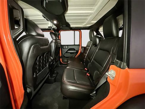 Used 2018 Jeep Wrangler Unlimited Rubicon w/ LED Lighting Group image 19