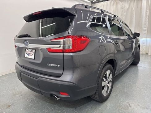 Used 2024 Subaru Ascent Premium w/ Convenience Package AWD/4WD image 8