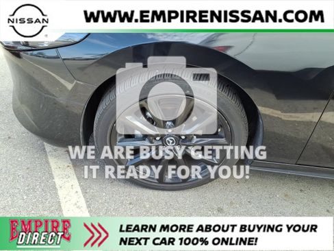 Used 2025 MAZDA MAZDA3 s Sport FWD image 3