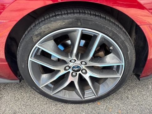Used 2016 Ford Mustang GT Premium RWD image 9
