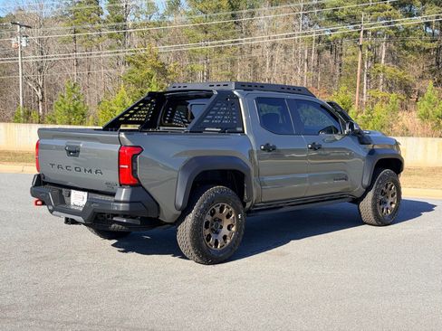 Used 2025 Toyota Tacoma 4x4 Double Cab Hybrid image 25