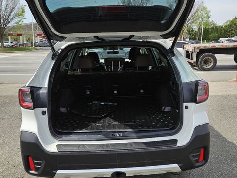 Used 2021 Subaru Outback Touring XT image 36