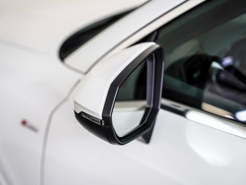 New 2025 Audi Q3 2.0T Premium image 25