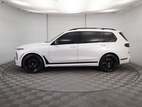Certified 2024 BMW X7 M60i w/ Executive Package image 8