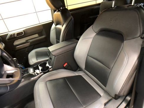 Certified 2021 Ford Bronco Black Diamond image 10