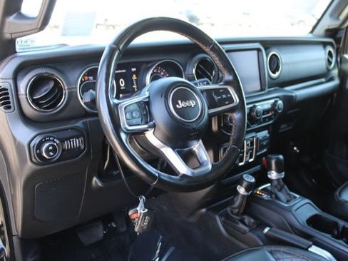 Used 2022 Jeep Gladiator Overland AWD/4WD image 18