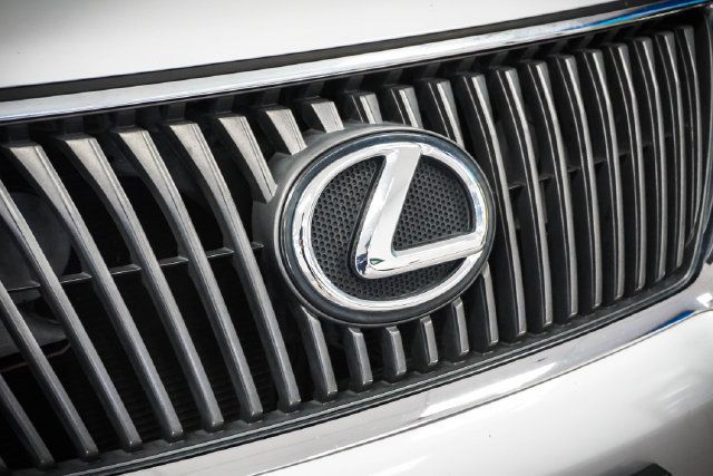 Used 2011 Lexus RX 350 AWD w/ Premium Pkg image 28