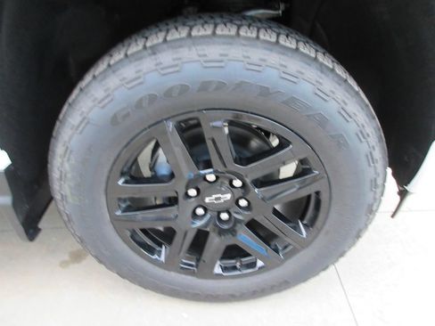 New 2026 Chevrolet Silverado 1500 RST w/ RST Select Package AWD/4WD image 9