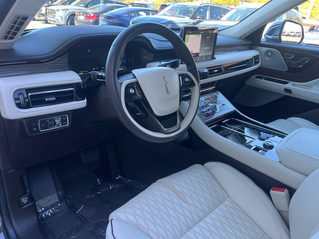 Used 2022 Lincoln Aviator Black Label Grand Touring w/ Class IV Trailer Tow Package AWD/4WD image 25