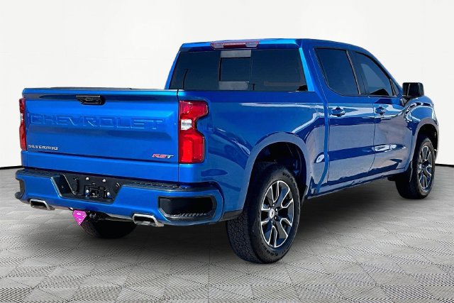 Used 2024 Chevrolet Silverado 1500 RST w/ Convenience Package II AWD/4WD image 2