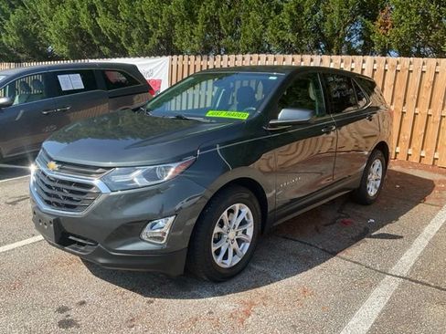 Used 2020 Chevrolet Equinox LT AWD/4WD image 3