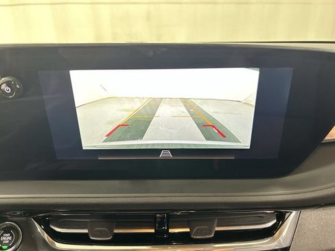Certified 2026 Buick Envista Sport Touring w/ Convenience I Package FWD image 15