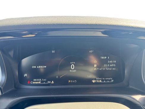 Used 2020 Lincoln Aviator Reserve w/ Class IV Trailer Tow Package image 16