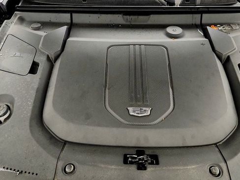 Used 2024 Cadillac Lyriq Luxury image 25