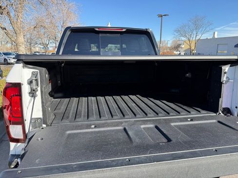 Used 2022 Honda Ridgeline Black Edition image 17