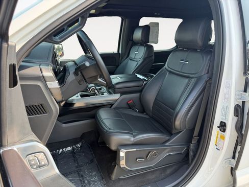 Used 2025 Ford F150 Platinum AWD/4WD image 17