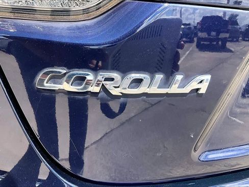 Used 2021 Toyota Corolla LE FWD image 10