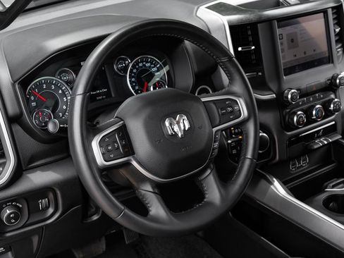 Used 2023 RAM 1500 Big Horn AWD/4WD image 4