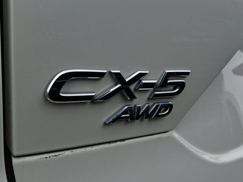 Used 2019 MAZDA CX-5 Sport image 29