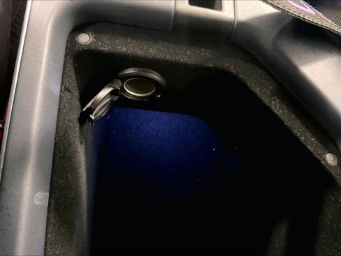 Used 2023 Genesis GV70 2.5T w/ Sport Prestige Package image 28