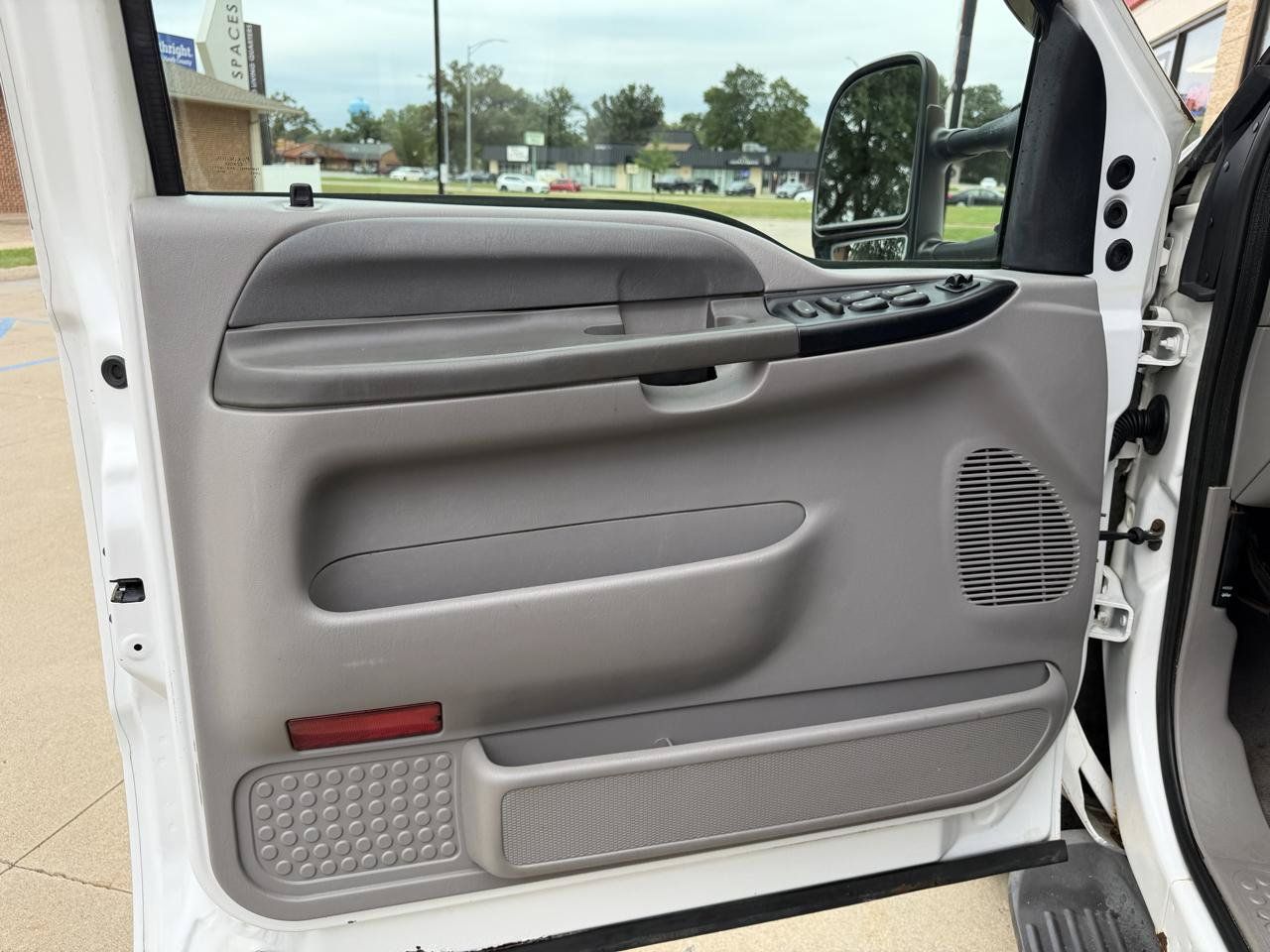 Used 2001 Ford F350 4x4 Crew Cab DRW Super Duty image 12