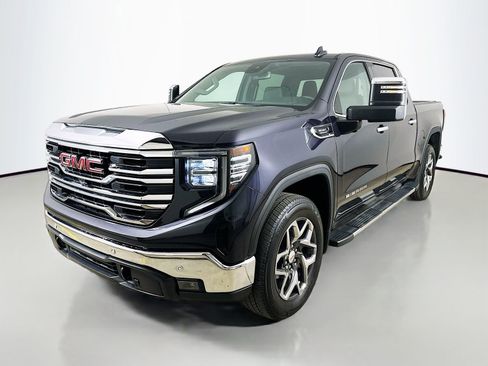 Used 2024 GMC Sierra 1500 SLT w/ SLT Premium Plus Package AWD/4WD image 1