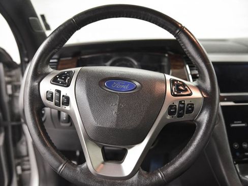 Used 2019 Ford Taurus Limited image 16